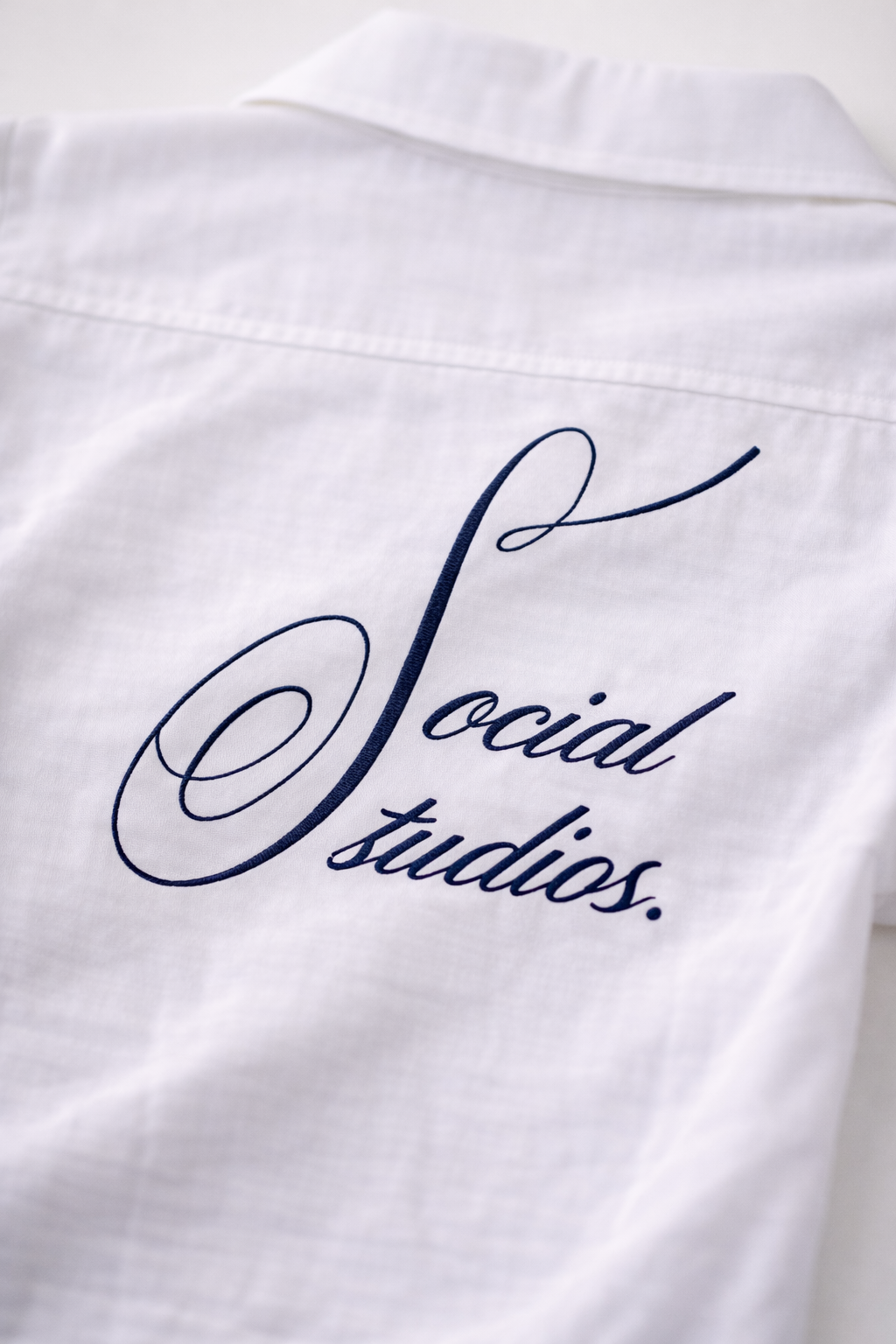 Social Studios Signature Shirt – Off White